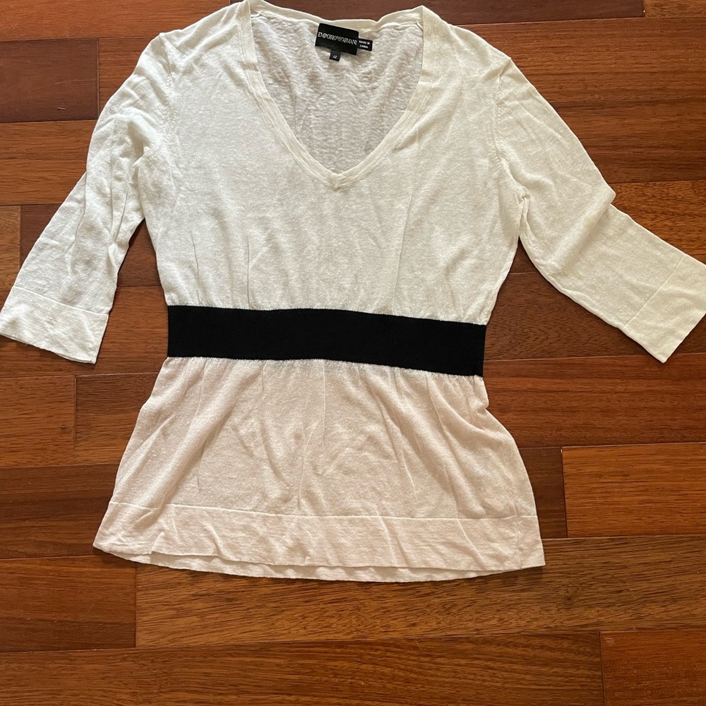 Half sleeve sweater shirt